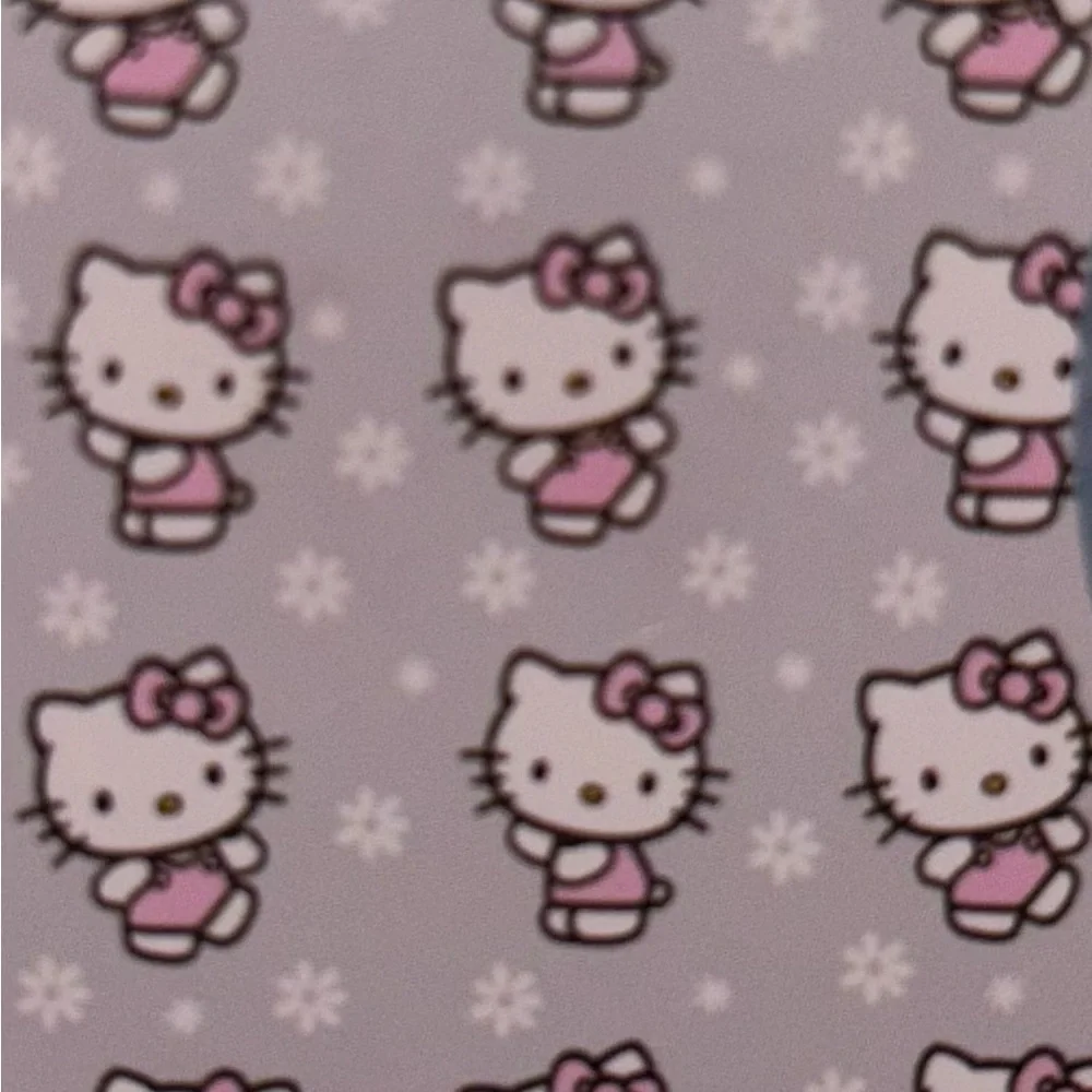 Hello Kitty - Picture 2 of 2